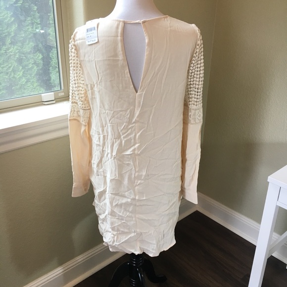 ASTR Crochet Sleeve Dress - Picture 3 of 4
